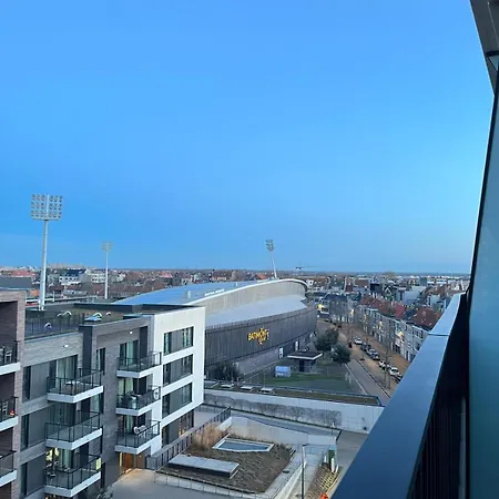 Julieze At Sea & Pool *