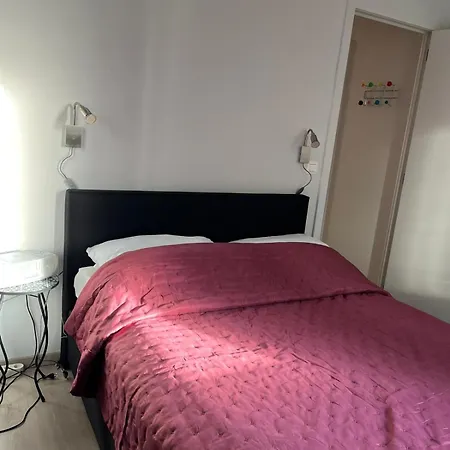 Julieze At Sea & Pool Apartment